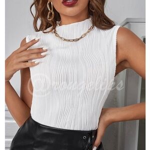 Textured White Sleeveless Fitted Shirt Top Mock Neck